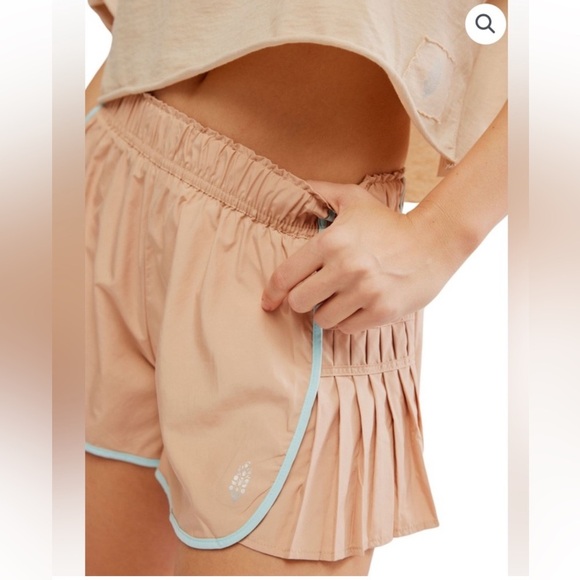 Free People Movement Easy Tiger Athletic Shorts Size SM Rose Gold $48 Retail NWT - Picture 7 of 9